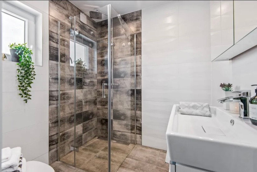 Bad med det som trengs Galleribilde