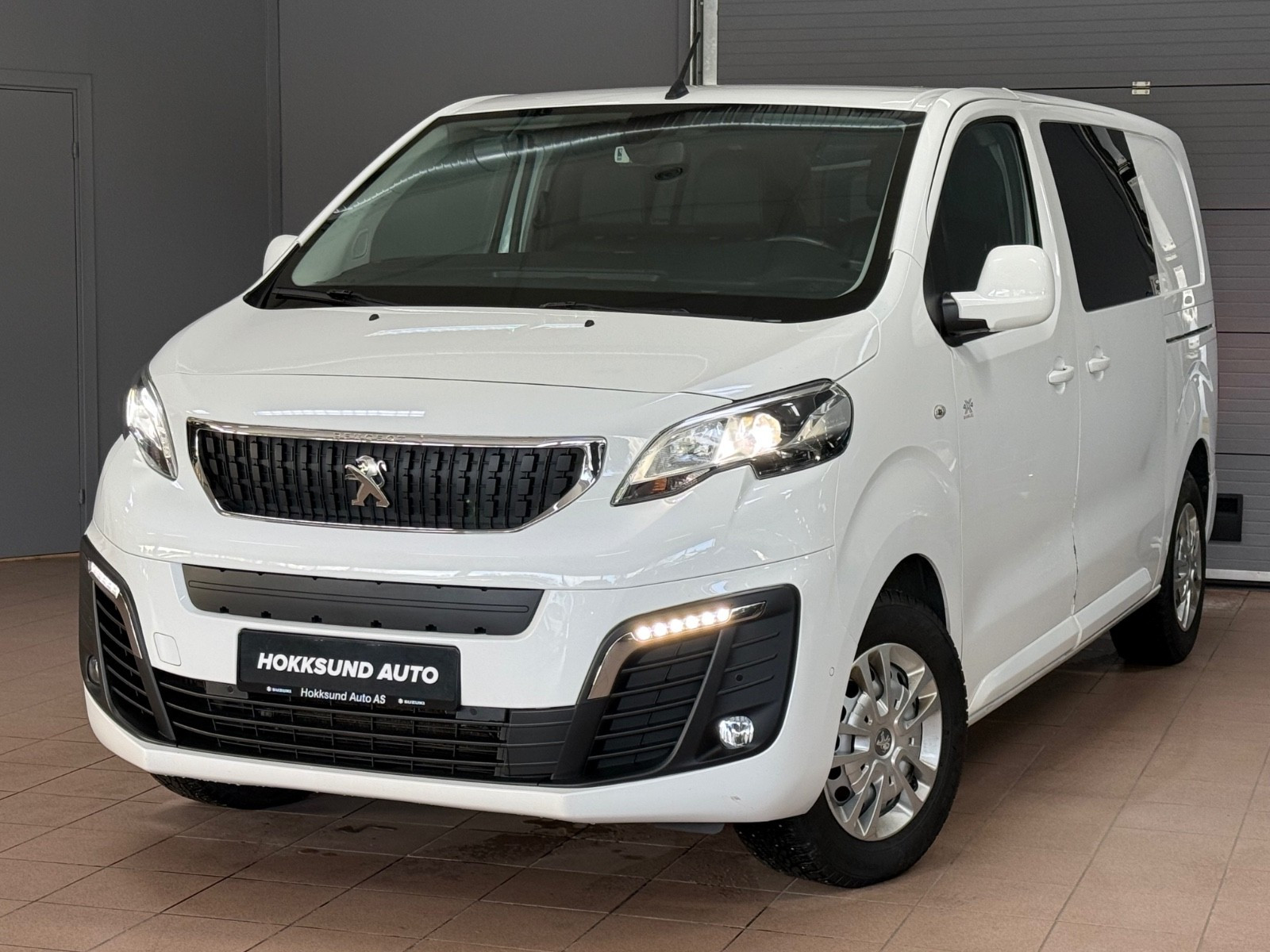 Peugeot Expert 2,0 150hk 4X4 L2/Ryggekamera/Krok/Webasto/Dab/Carplay++ 2