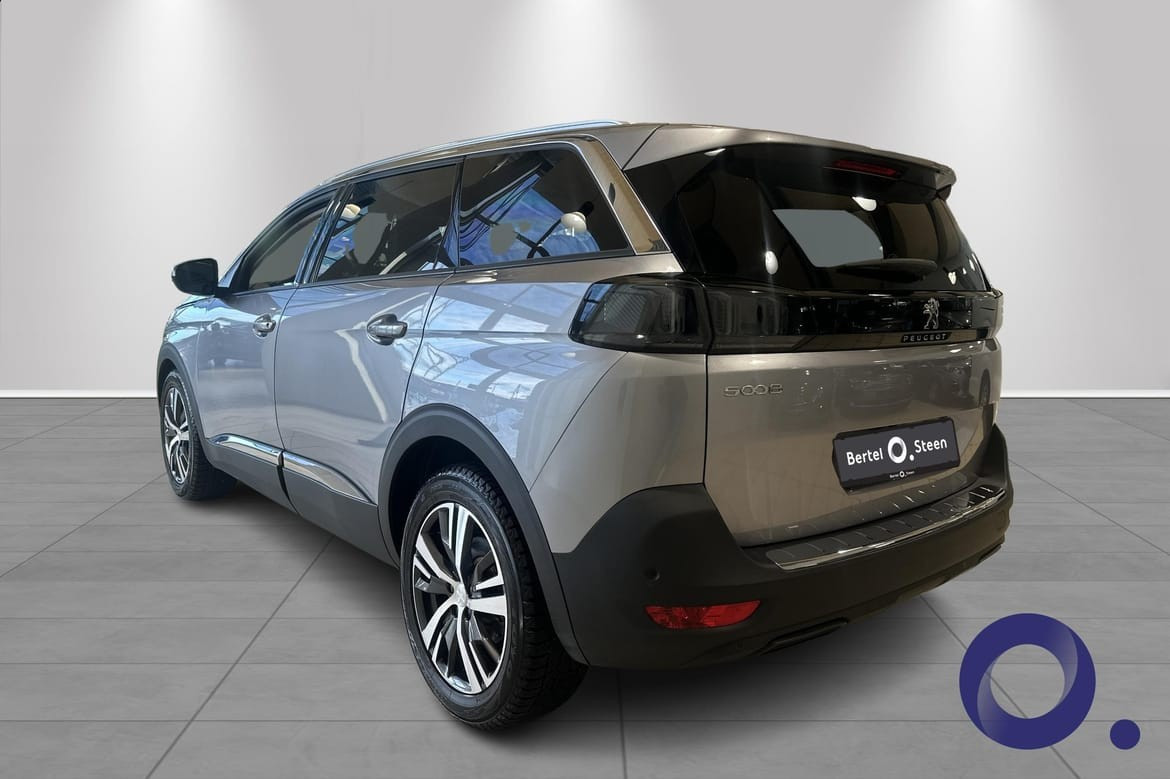 Peugeot 5008 Mester 130BHDi Aut/ Adaptiv Cruise/ Navi 2