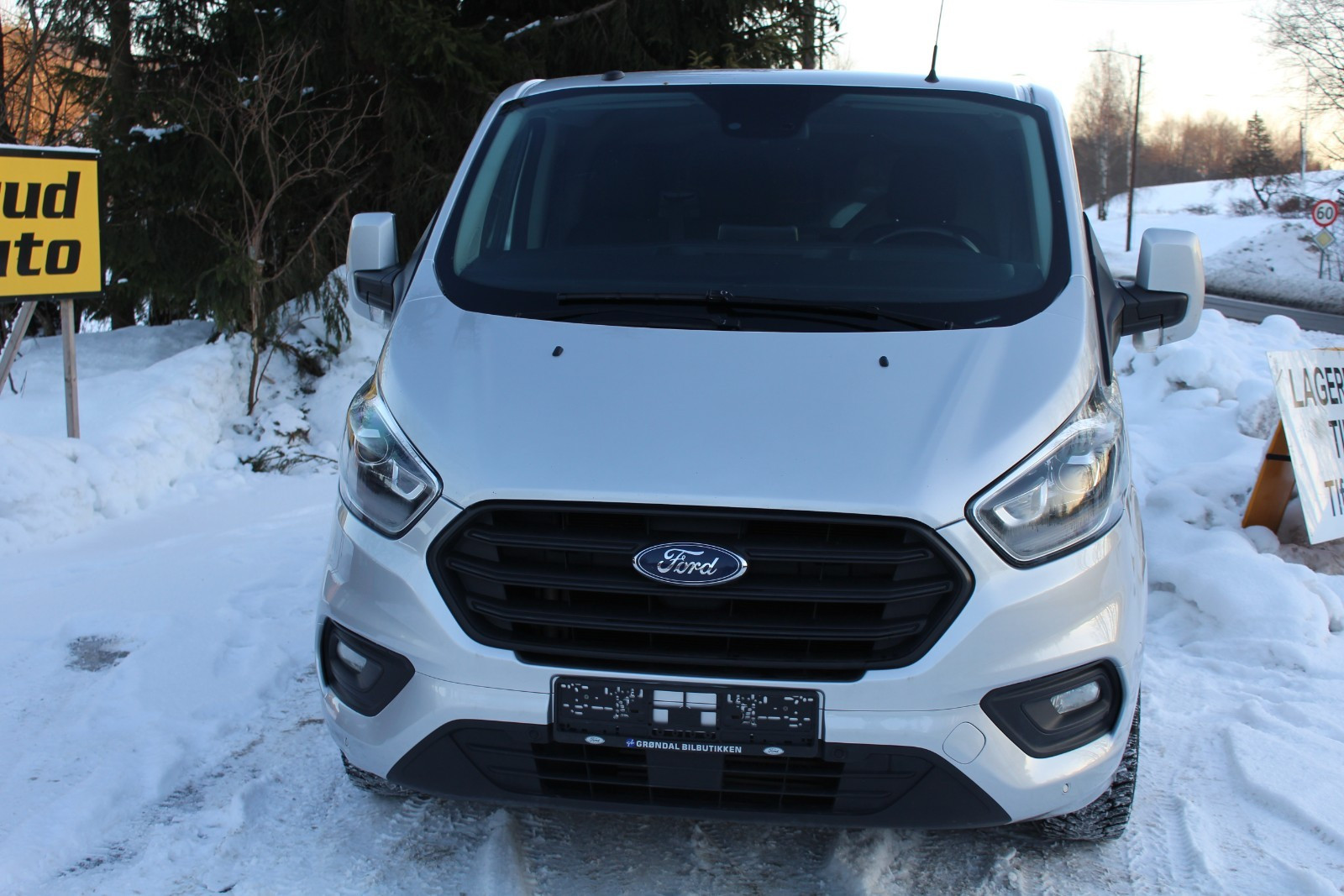 Ford Transit Custom 2.0 Tdci 131 HK Navi DAB Krok Bluetooth R.Kamera Ny EU 2