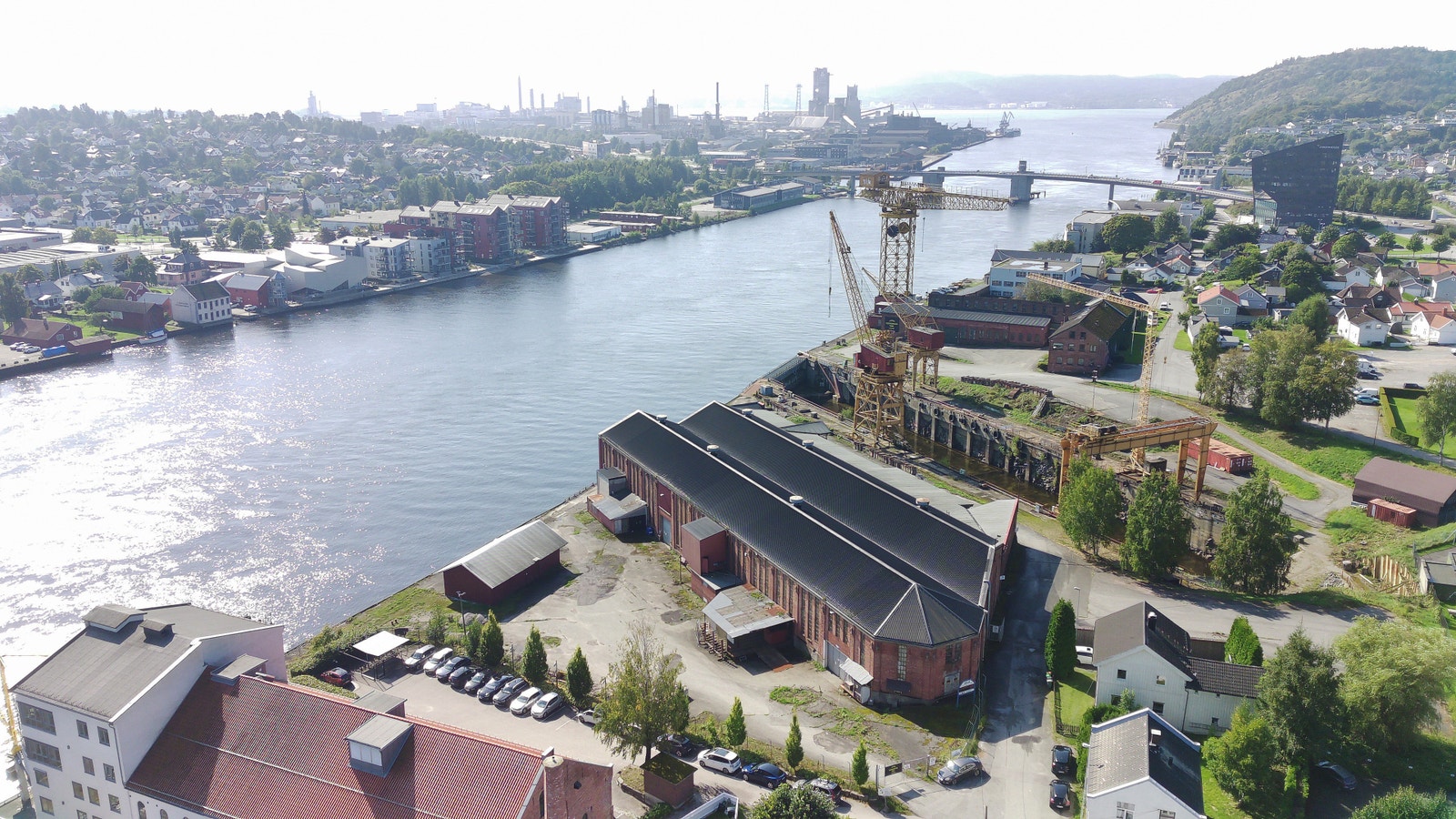 Porsgrunn Mek. sett fra nord. Galleribilde