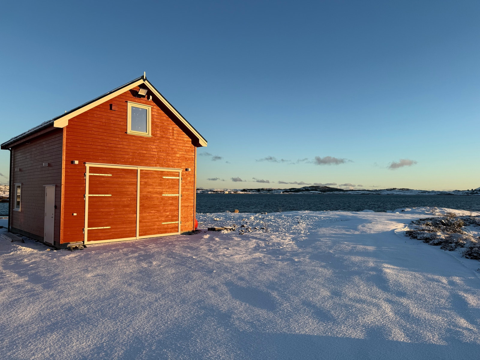 Nausttomt Galleribilde