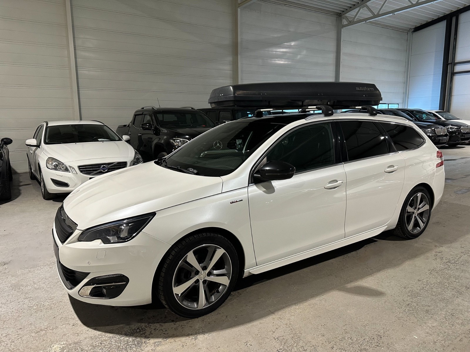 Peugeot 308 GT Line 120hk Skinn|Krok|Kamera|Soltak|Navi|Eu 2026/06 2