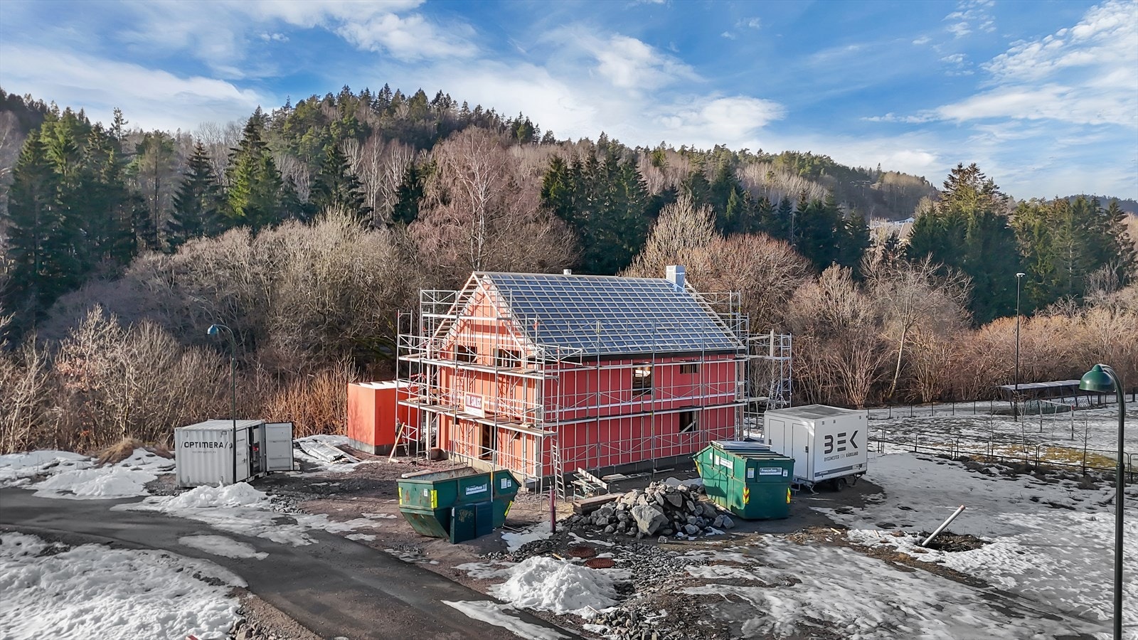Boligen er snart klar utvendig og vil stå klar sommeren 2025! Galleribilde