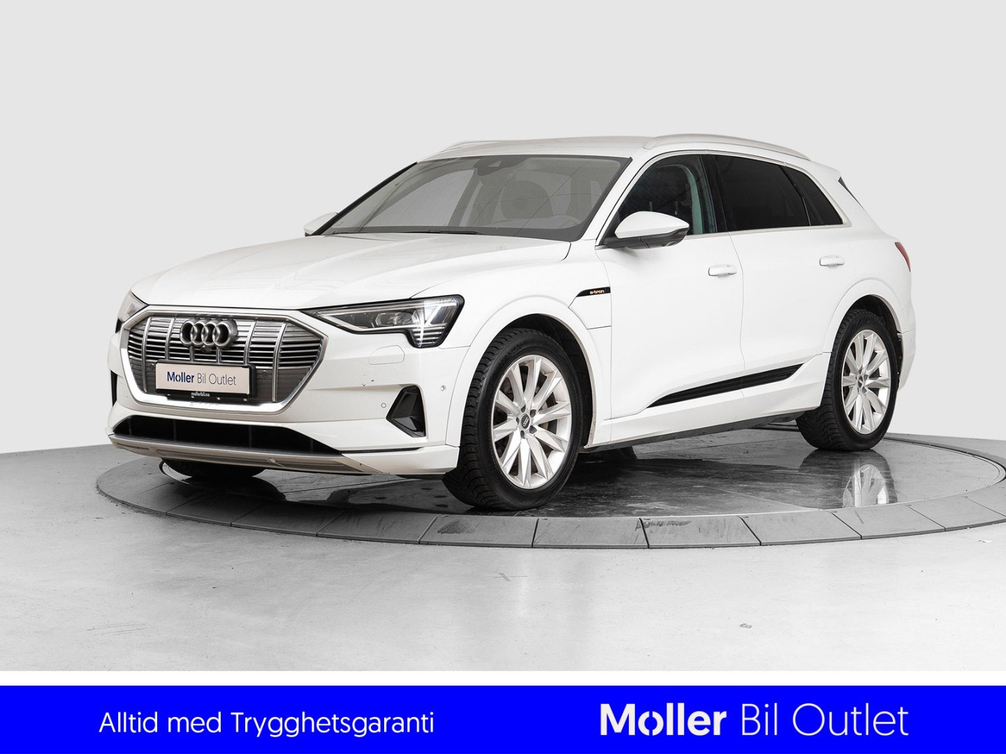 Audi e-tron 55 advanced business KROK / Delskinn / Navi / 360 / ACC