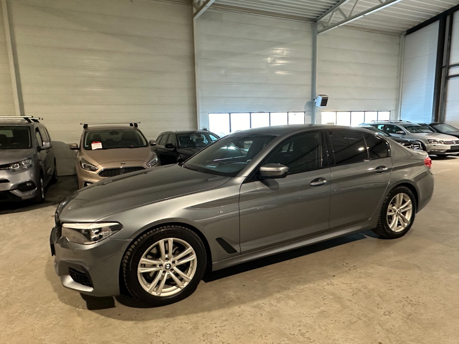 BMW 5-serie 190hk M-Sport Alcantara/Skinn|Krok|Kamera|Navi|Ny Eu ! 3
