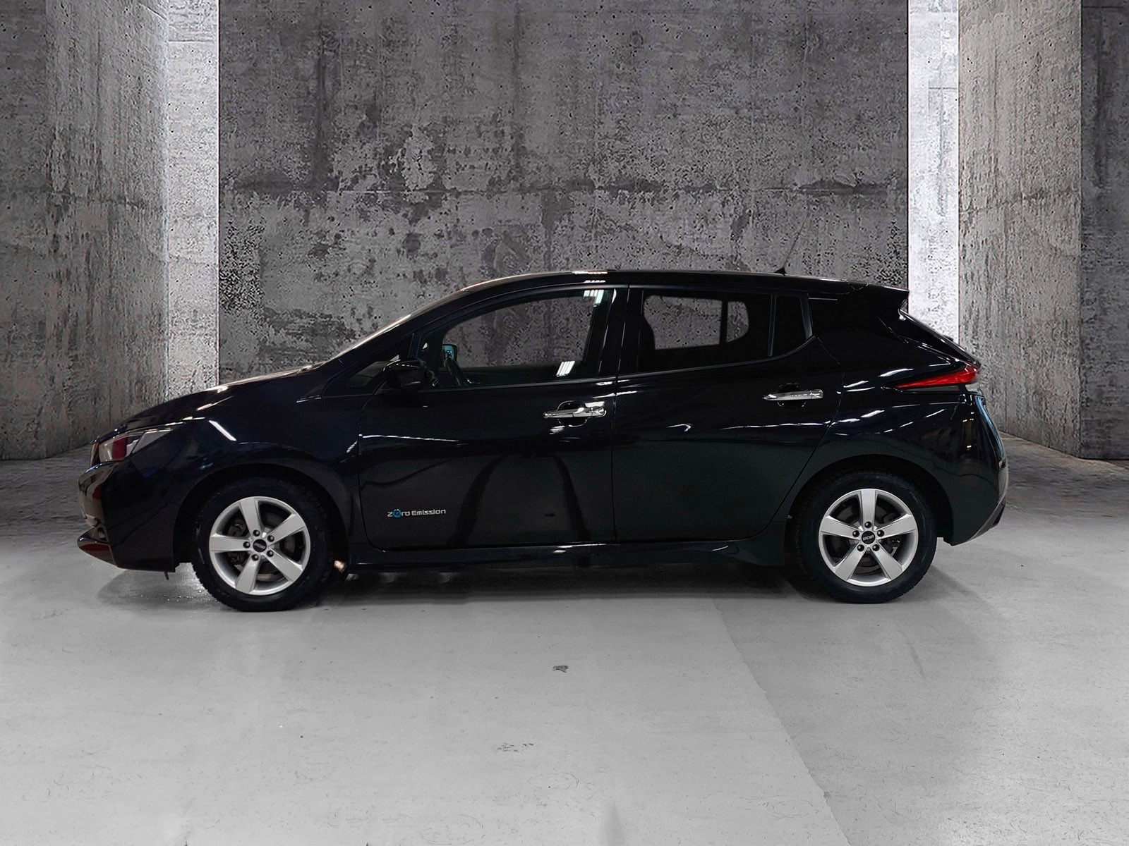 Nissan Leaf 40kWh Launch Edition /OUTLET/360 KAMERA/NAVI/ACC 3