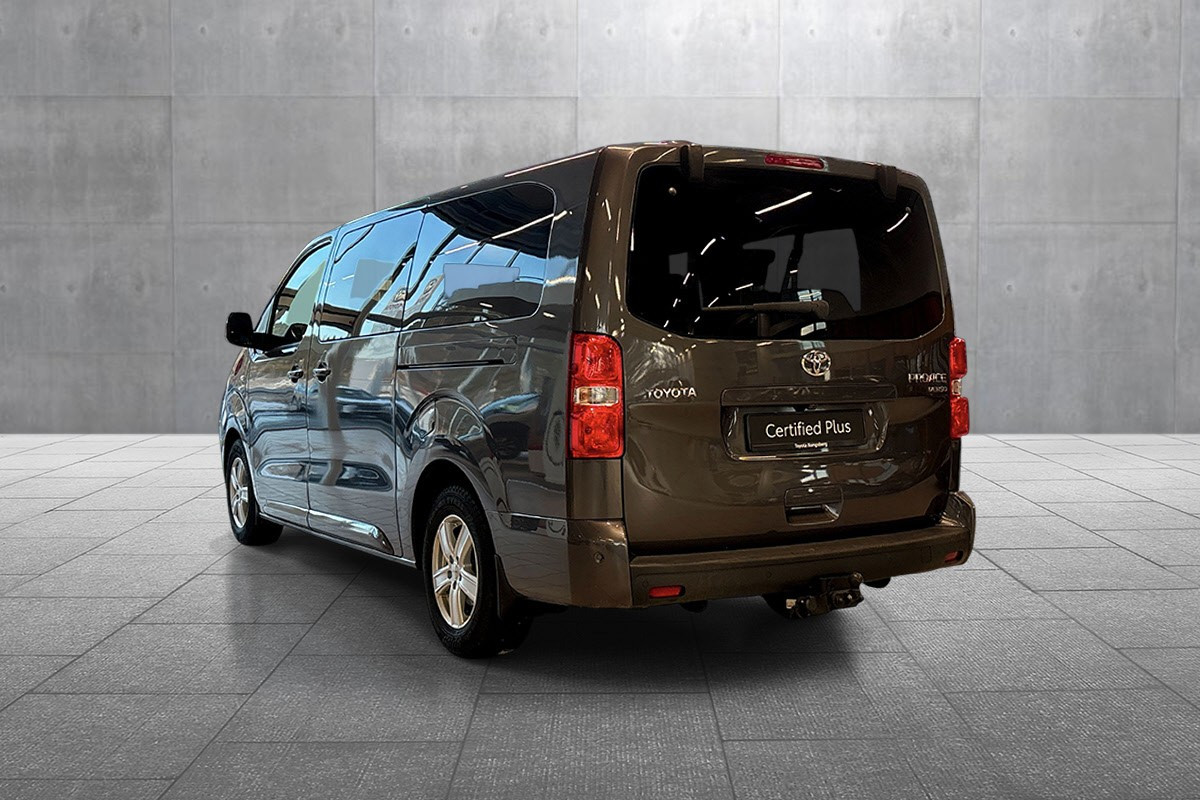 Toyota Proace Verso Lang 2,0D 177 Executive Shuttle 9s 9-SETER/WEBASTO 3