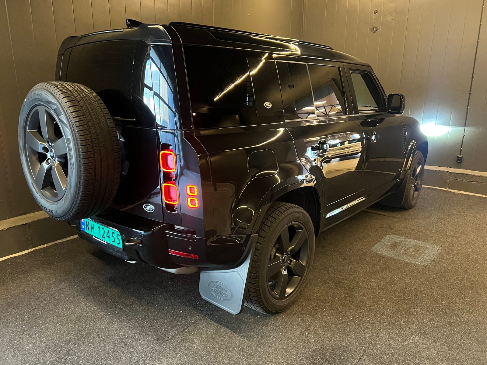Land Rover Defender 300HK HSE/X-DYNAMIC/ACC/360KAMERA/HUD/KROK/LUFT/WEBASTO 3