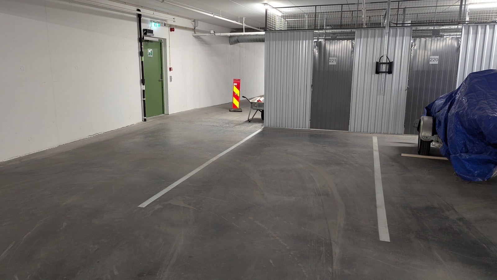 Kort vei til utgang mot Håkon Herdebreis veg 2 Galleribilde