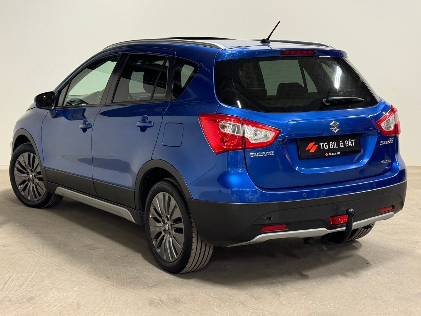 Suzuki SX4 S-Cross 1.6 4X4 AllGrip 120HK AUT - SKINN/NAVI/PANO/RYGGE/KROK 2