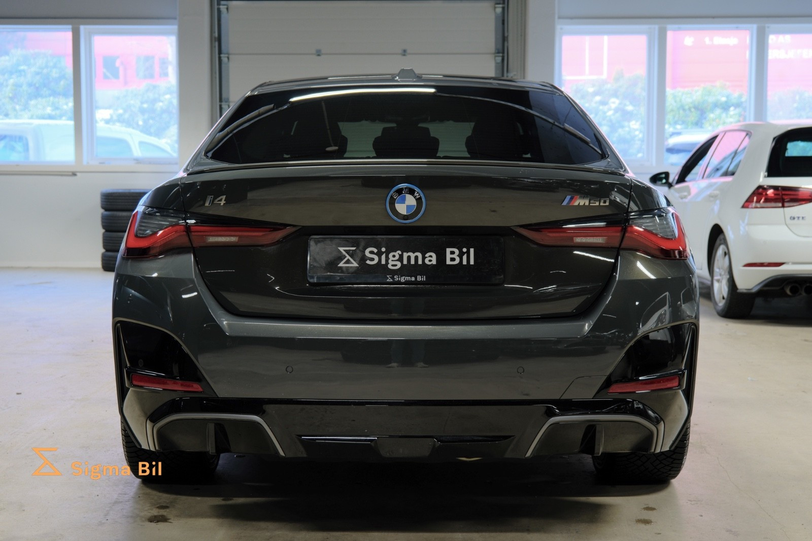 Bilde av BMW i4 M50