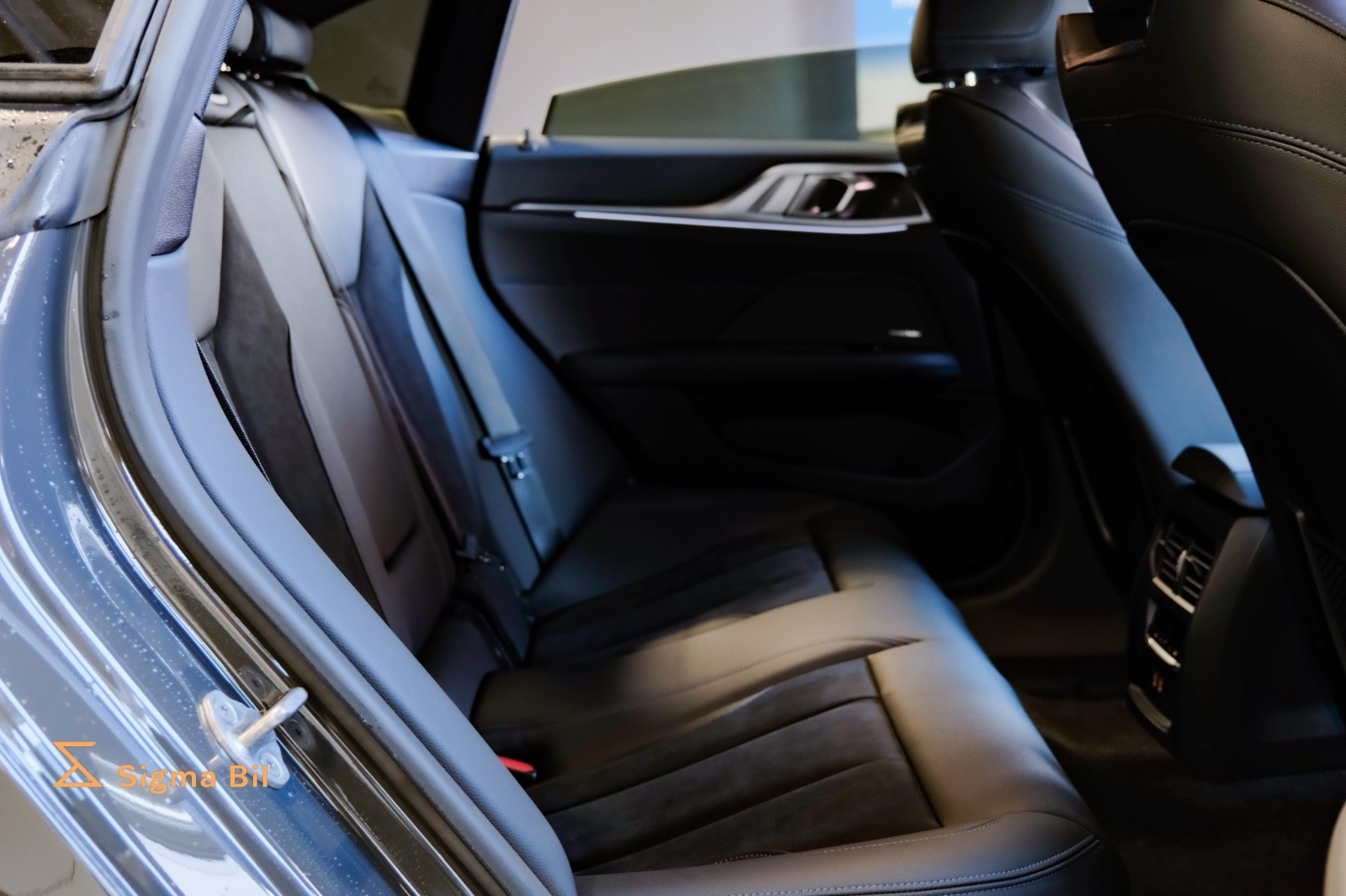 Bilde av BMW i4 M50