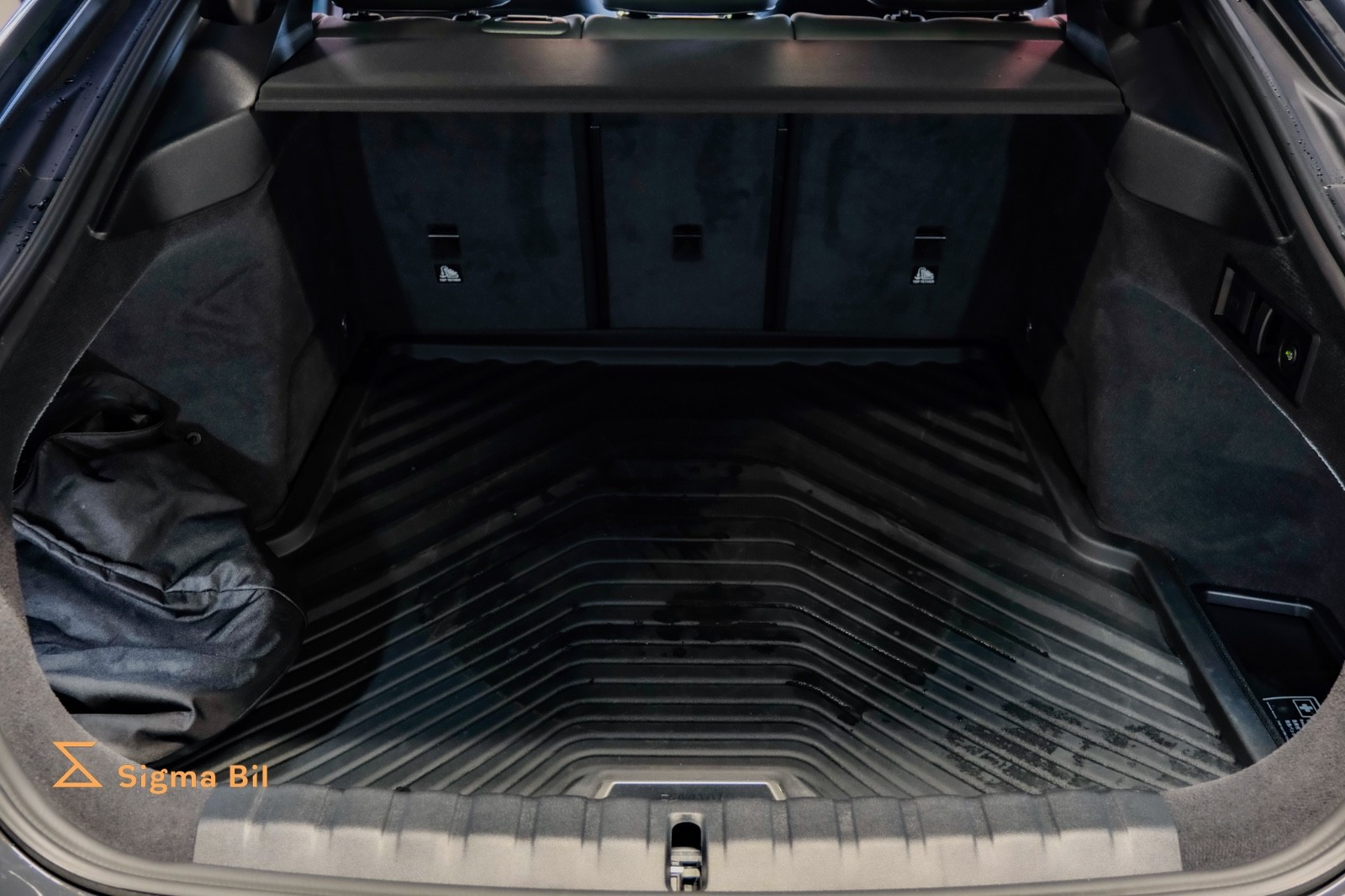 Bilde av BMW i4 M50