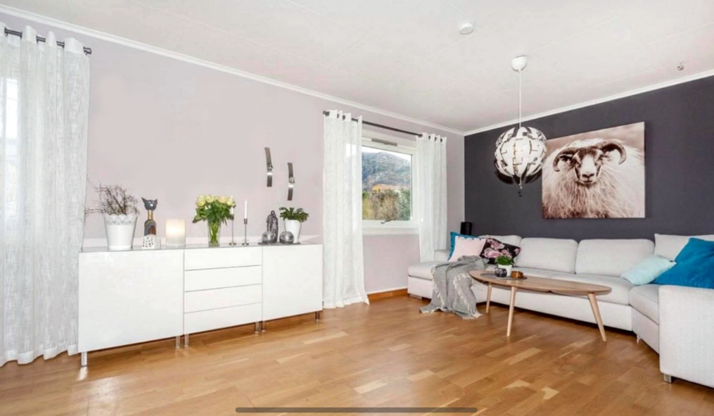 Stue i hovedetasje Galleribilde