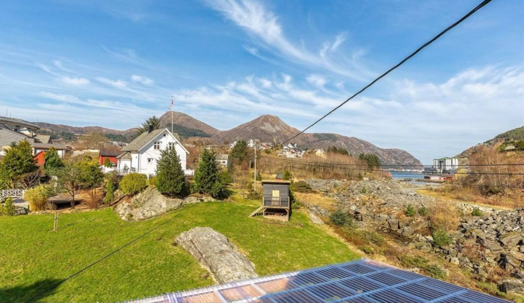 Uteområde mot vest Galleribilde