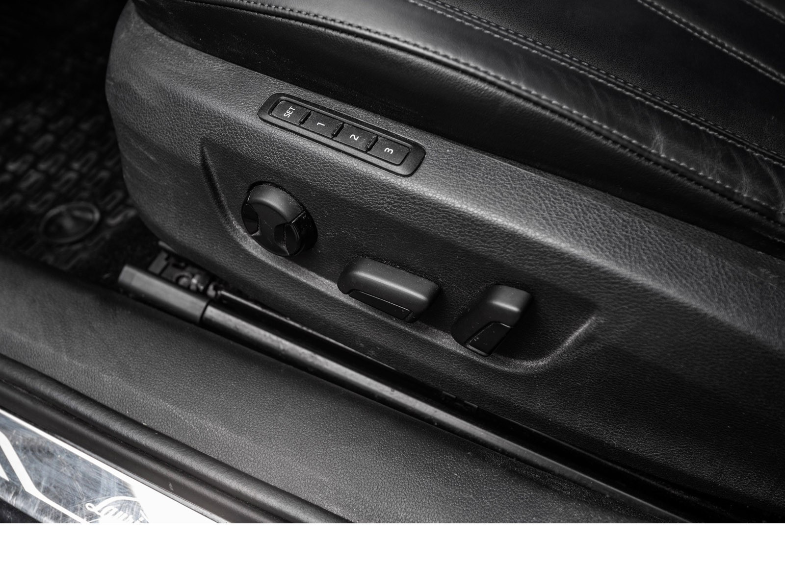 Skoda Superb 2,0 TDI 190hk L&K 4x4 aut (K) H.feste,Skinn,Kamera,4wd 2