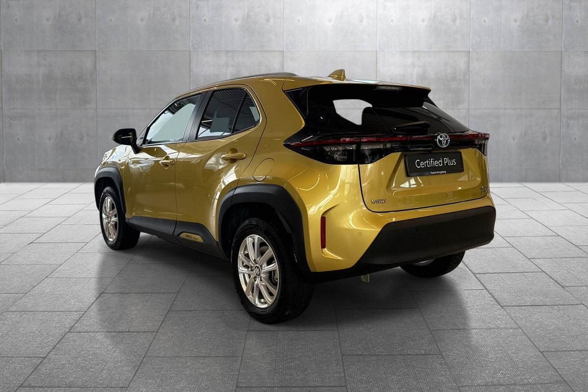 Toyota Yaris Cross 1,5 Hybrid AWD-i Active Tech NAVI/R.KAM/P.SENSOR/V.RATT 3