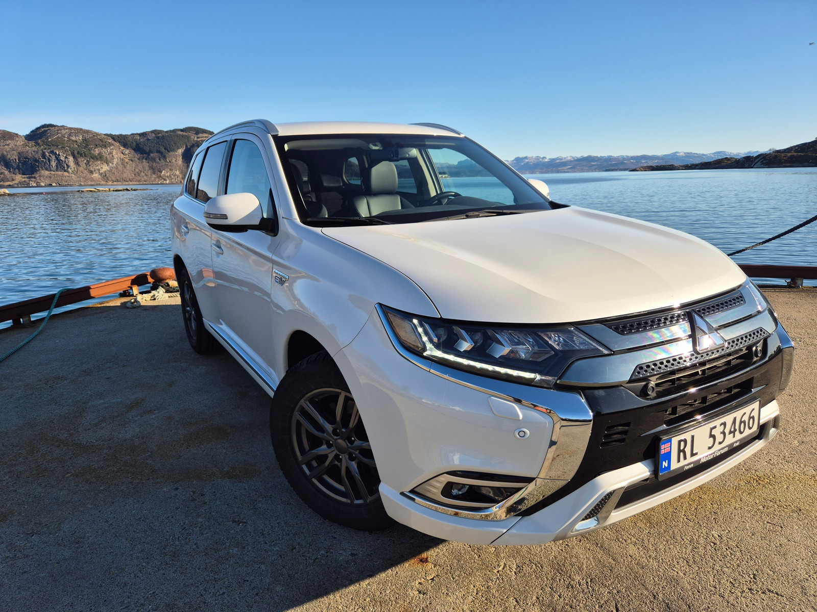 Mitsubishi Outlander Instyle 2,4 224hk