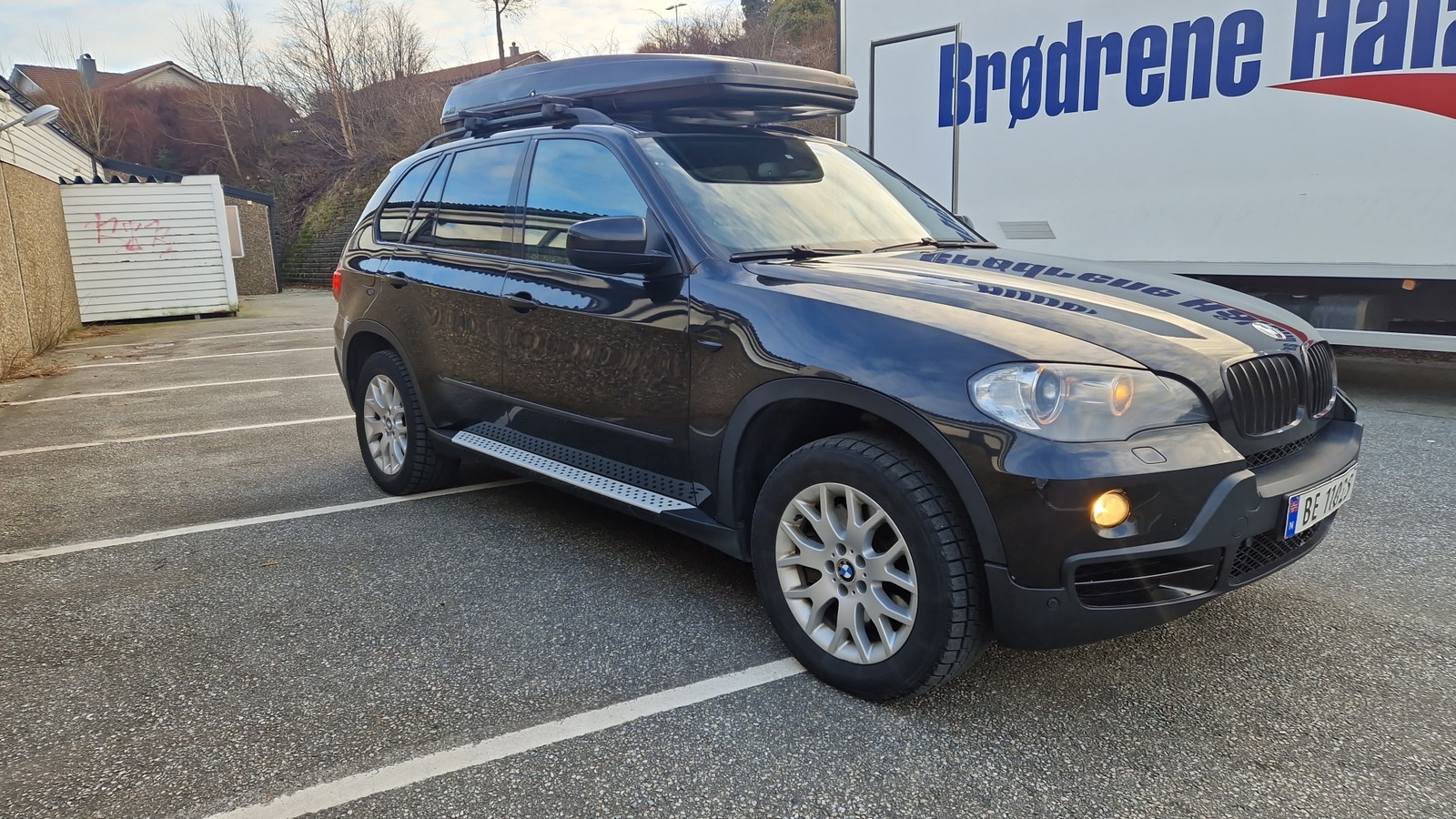 BMW X5 4.8l v8 3