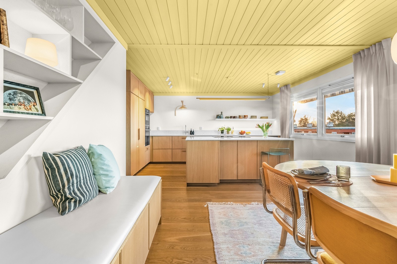 Velkommen til Bogerudveien 90. Presentert av Rikke Høien ved PrivatMegleren Galleribilde