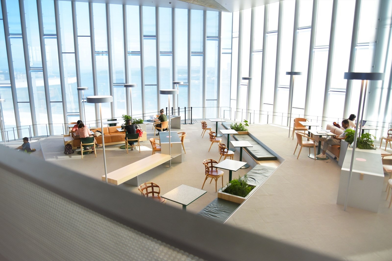 Oslo kommunes folkebibliotek, Deichman, er også å finne i Bjørvika like i nærheten av Oslo S. Galleribilde