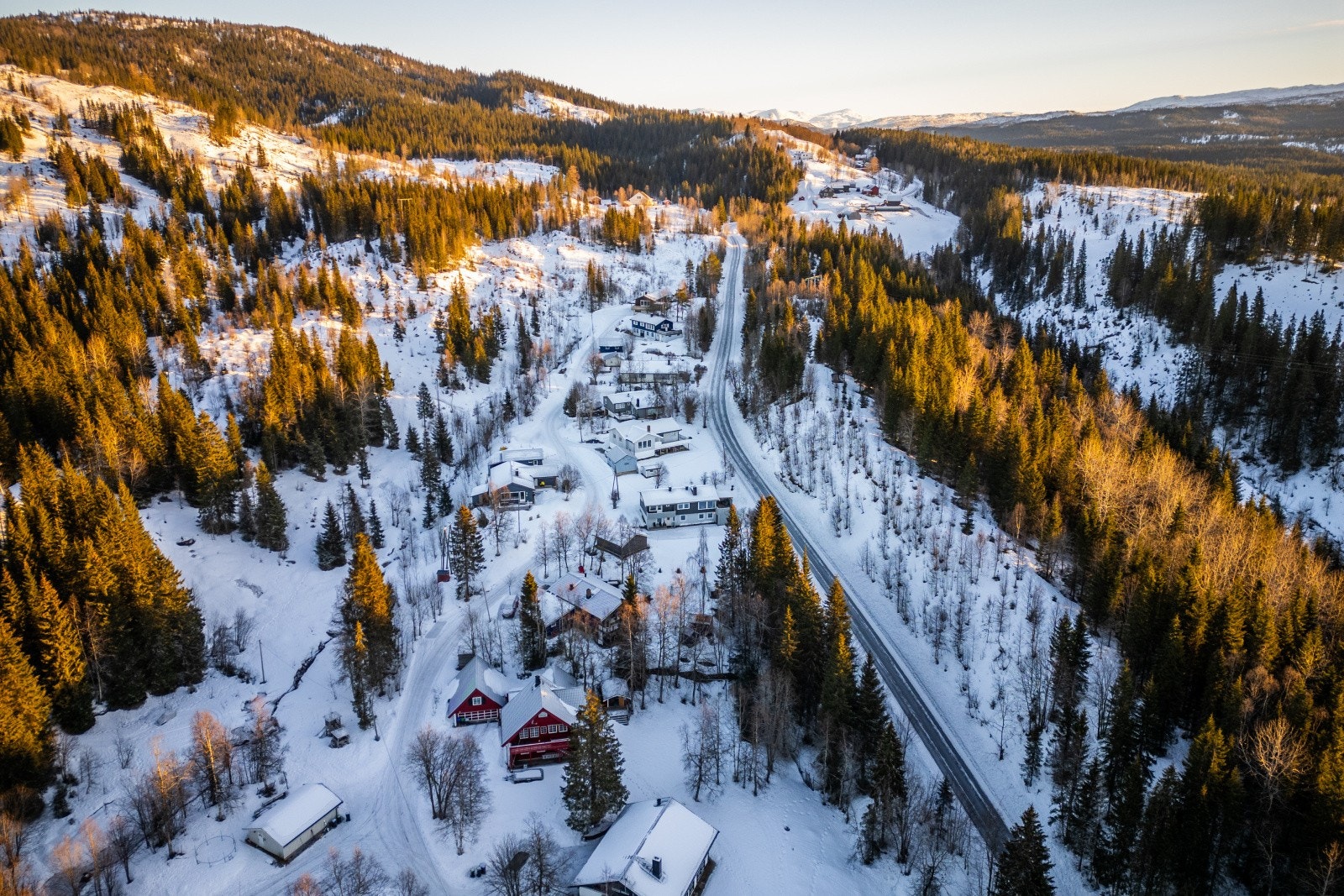 Fine uteområder hvor barna kan leke fritt Galleribilde