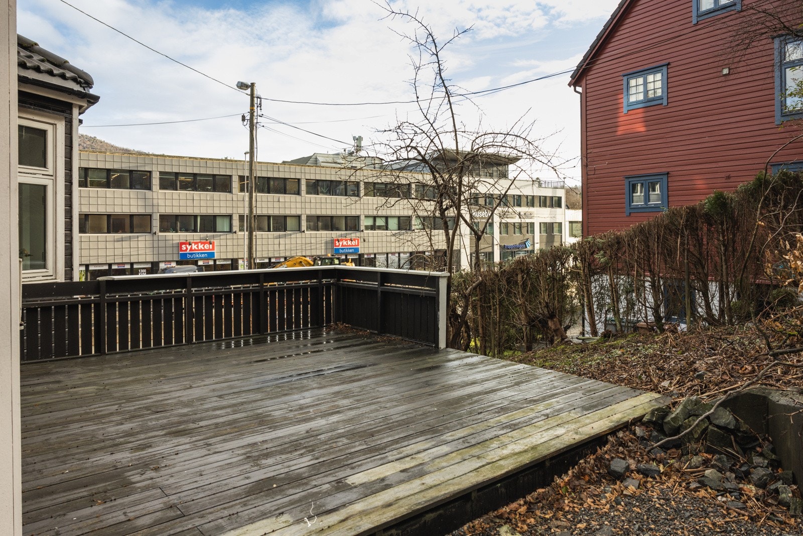 Sameiet har en felles terrasse som kan benyttes av seksjonseierne. Galleribilde