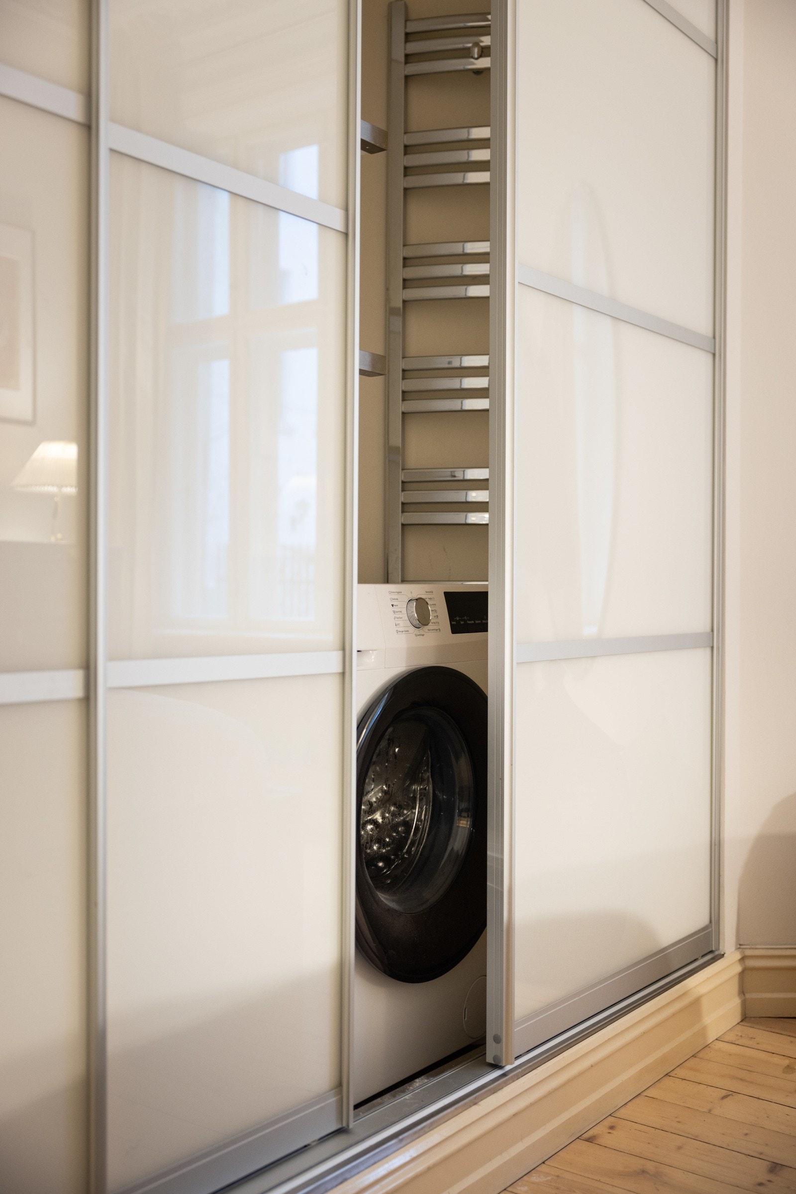 Opplegg for vaskemaskin. Galleribilde