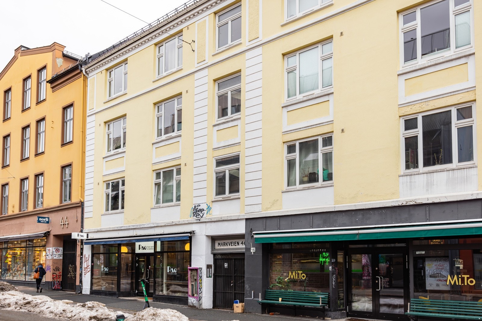 Leiligheten har en etterspurt og populær beliggenhet midt i sentrum av Grünerløkka. Her bord du tilbakelent til mot bakgård, samtidig som du har flotte servce- og kollektivtilbud like utenfor! Galleribilde
