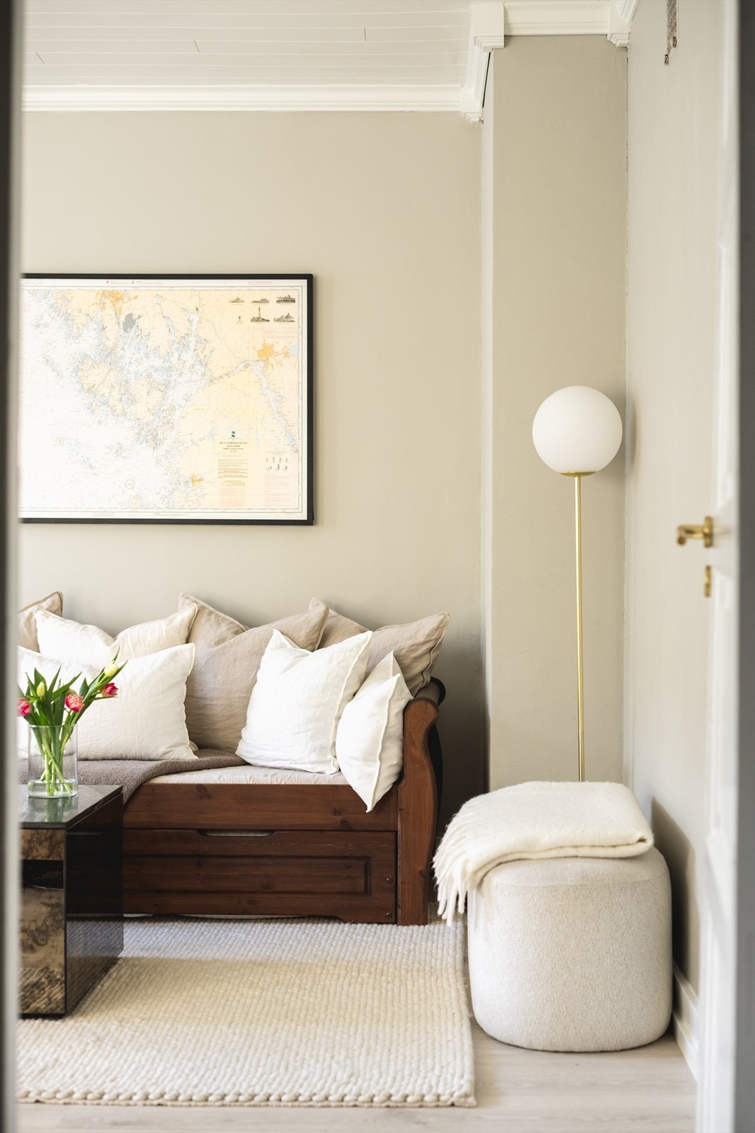 Utsnitt fra gangen mot stuen. Galleribilde