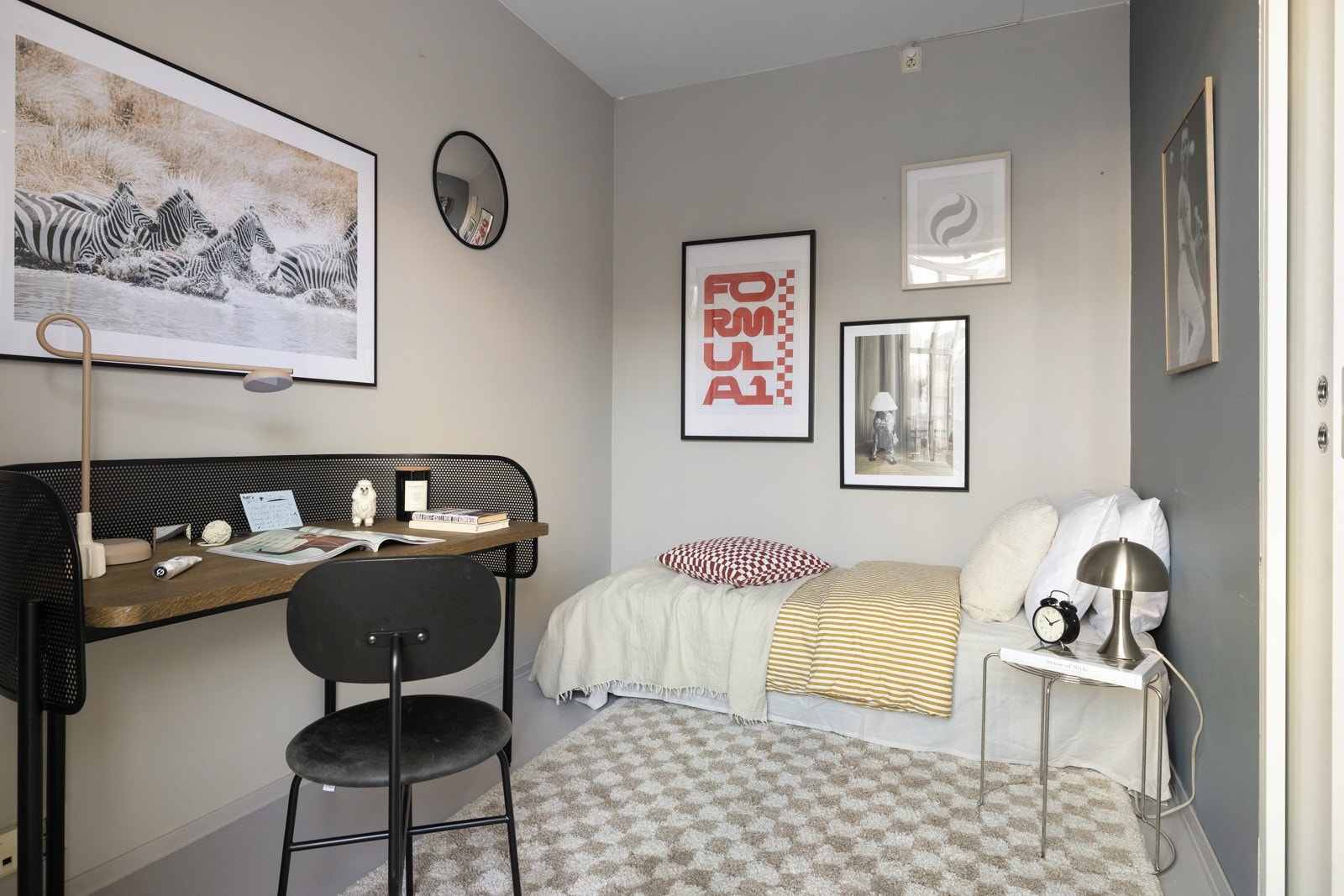 Soverommet har god plass til både seng og pult. Galleribilde