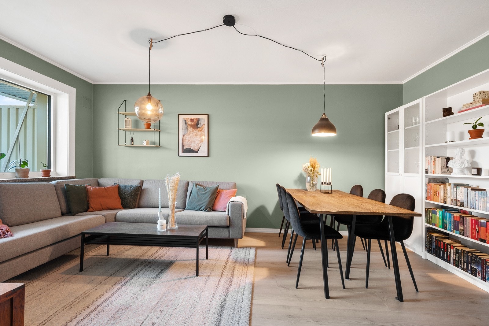 Velkommen til Vetlandsveien 73B - En attraktiv 2-roms i et populært boområde på Oppsal! Galleribilde