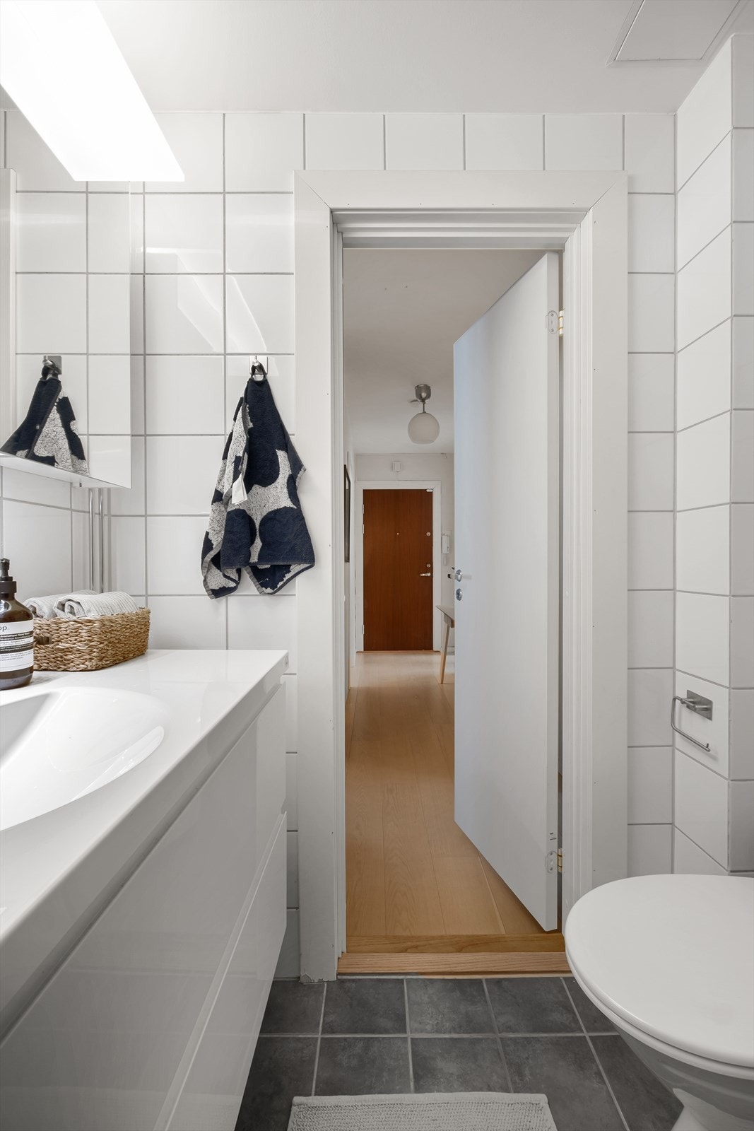 Opplegg for vaskemaskin. Naturlig avtrekk. Galleribilde