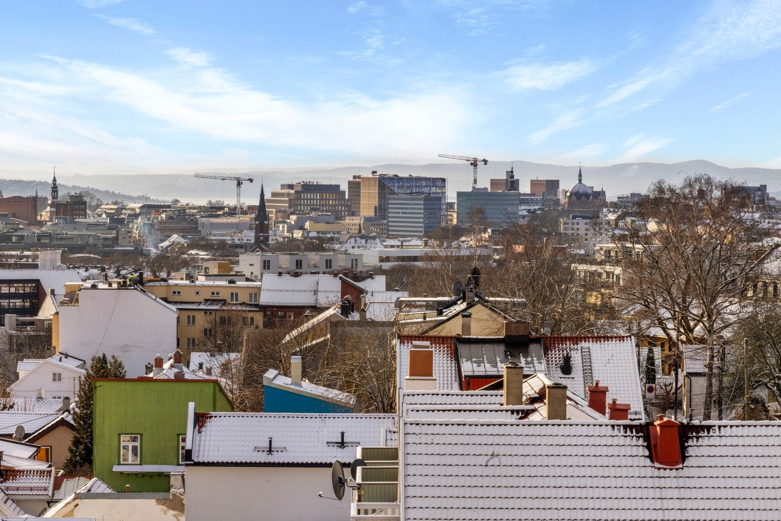 Her er det optimale solforhold med fantastisk utsikt over Oslo's tak. Galleribilde