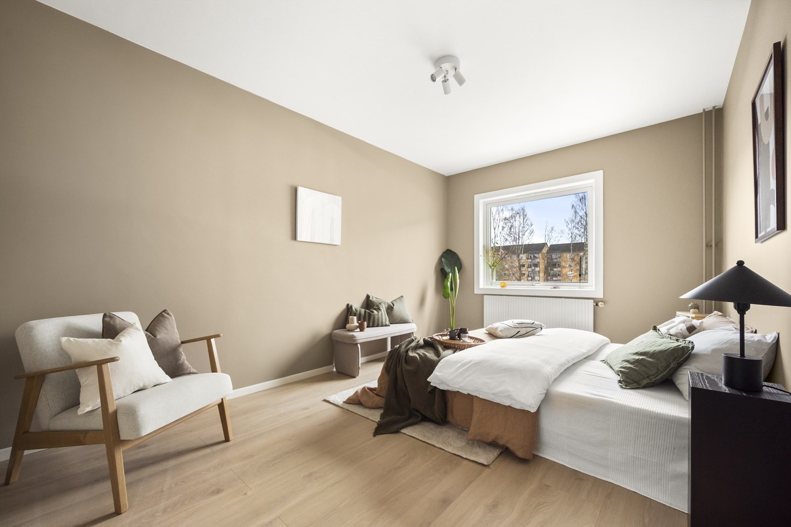 Leiligheten har to romslige soverom. Galleribilde