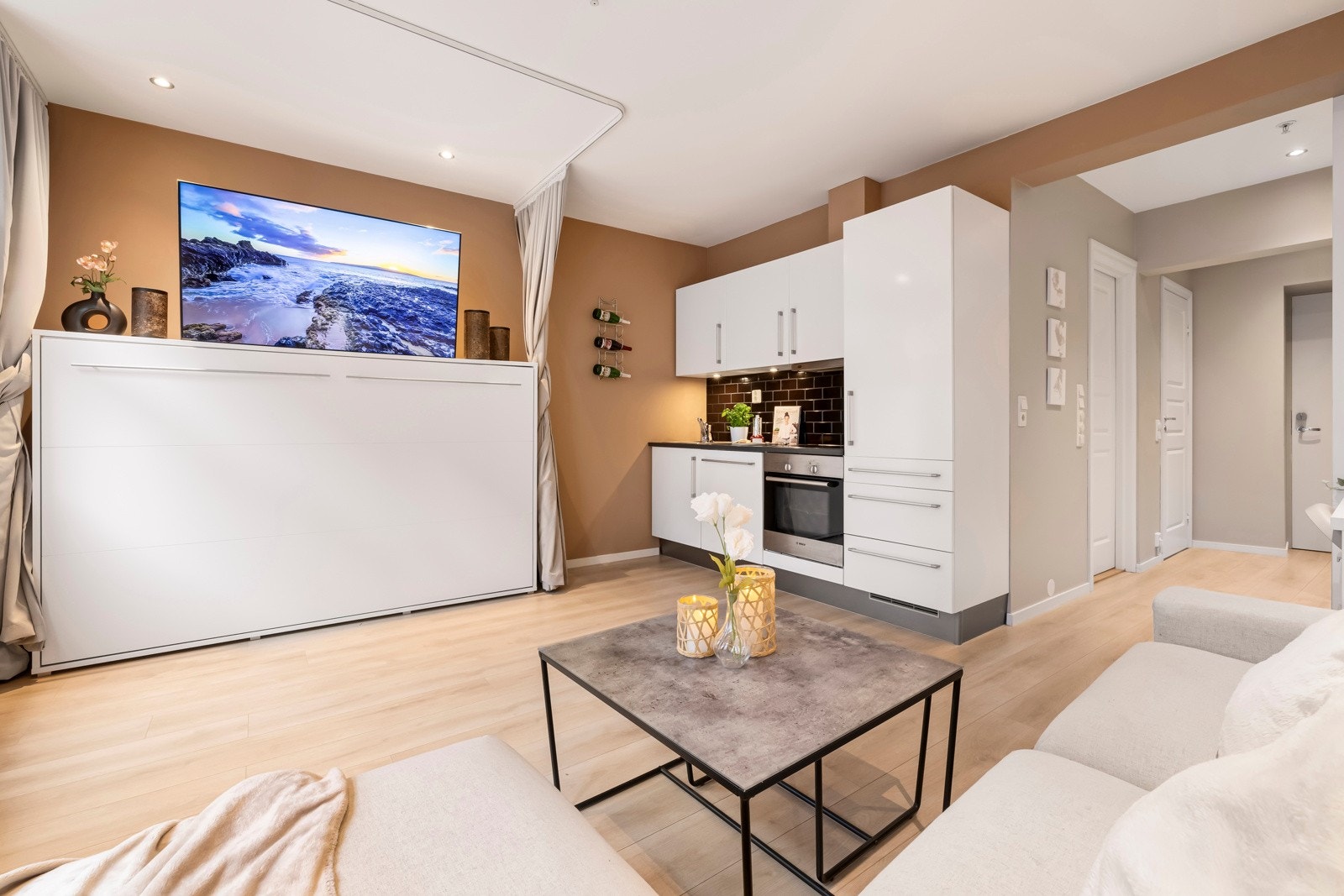 - Gulv ble skiftet i 2021, vegger ble også malt i samme periode - Galleribilde