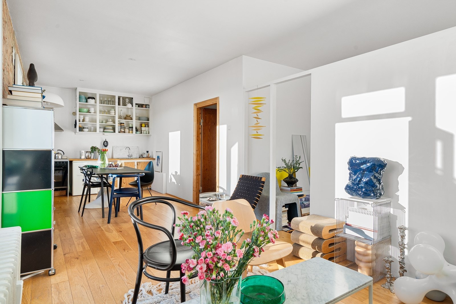 Lyst og luftig med optimale solforhold. Galleribilde