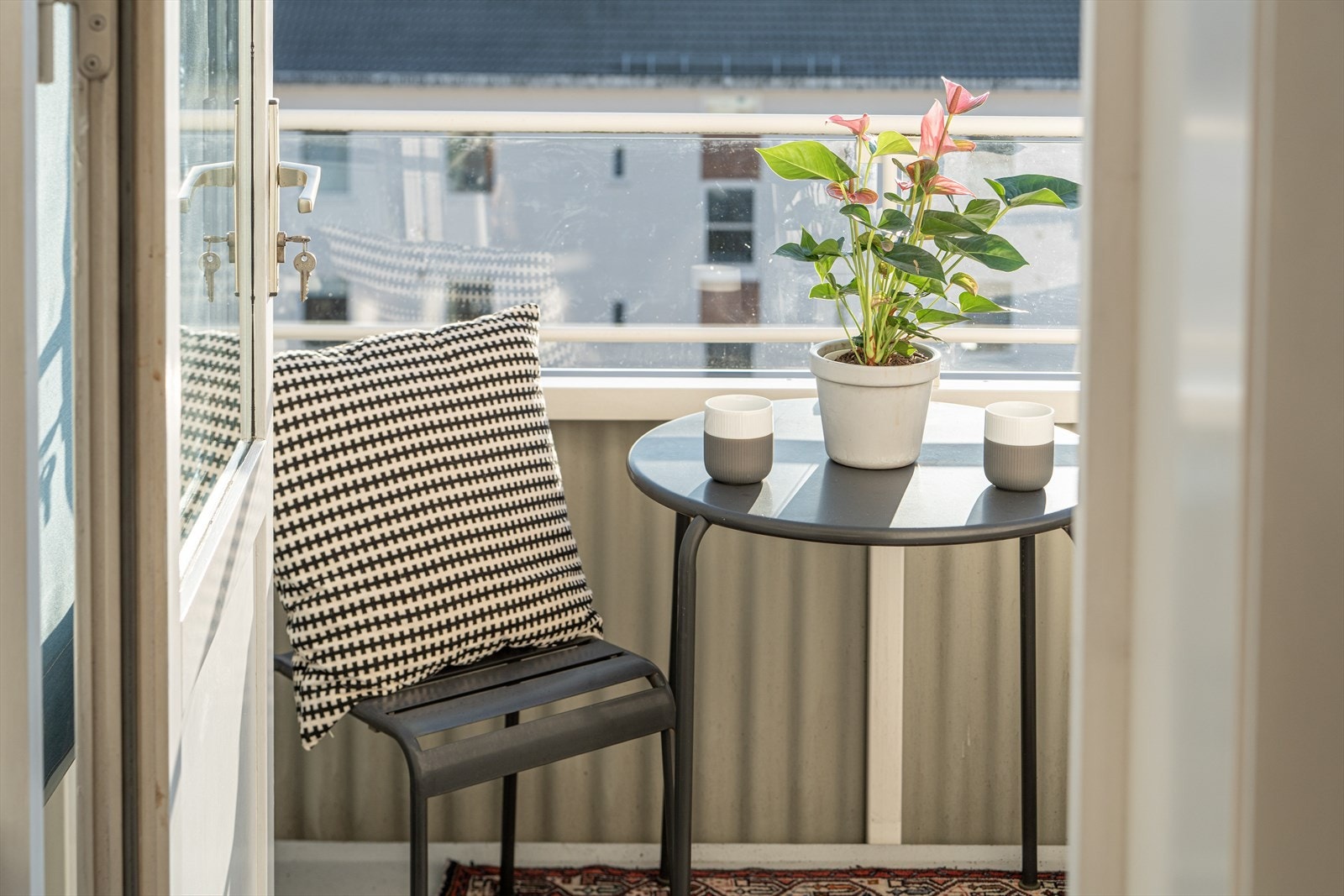 Her er det plass til utemøblement og beplantning. Galleribilde