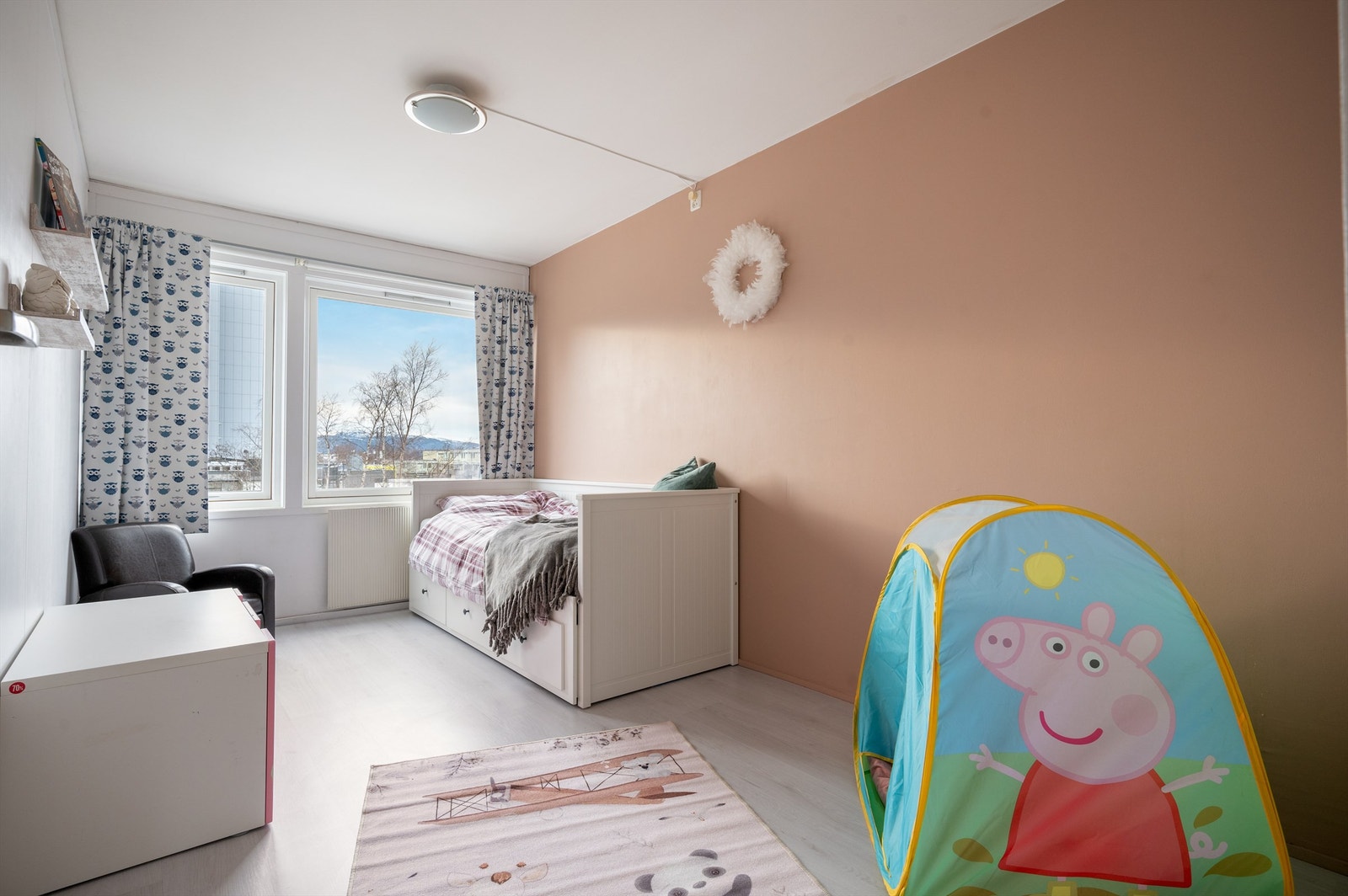 Soverom 2 er på 11,5 kvm Galleribilde