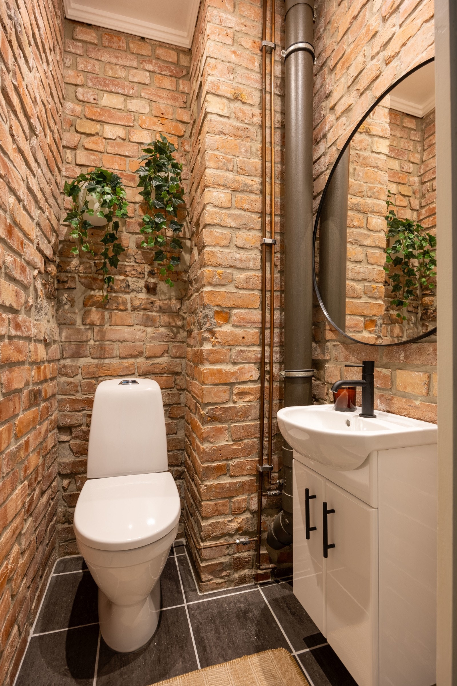 Separat toalettrom. Galleribilde