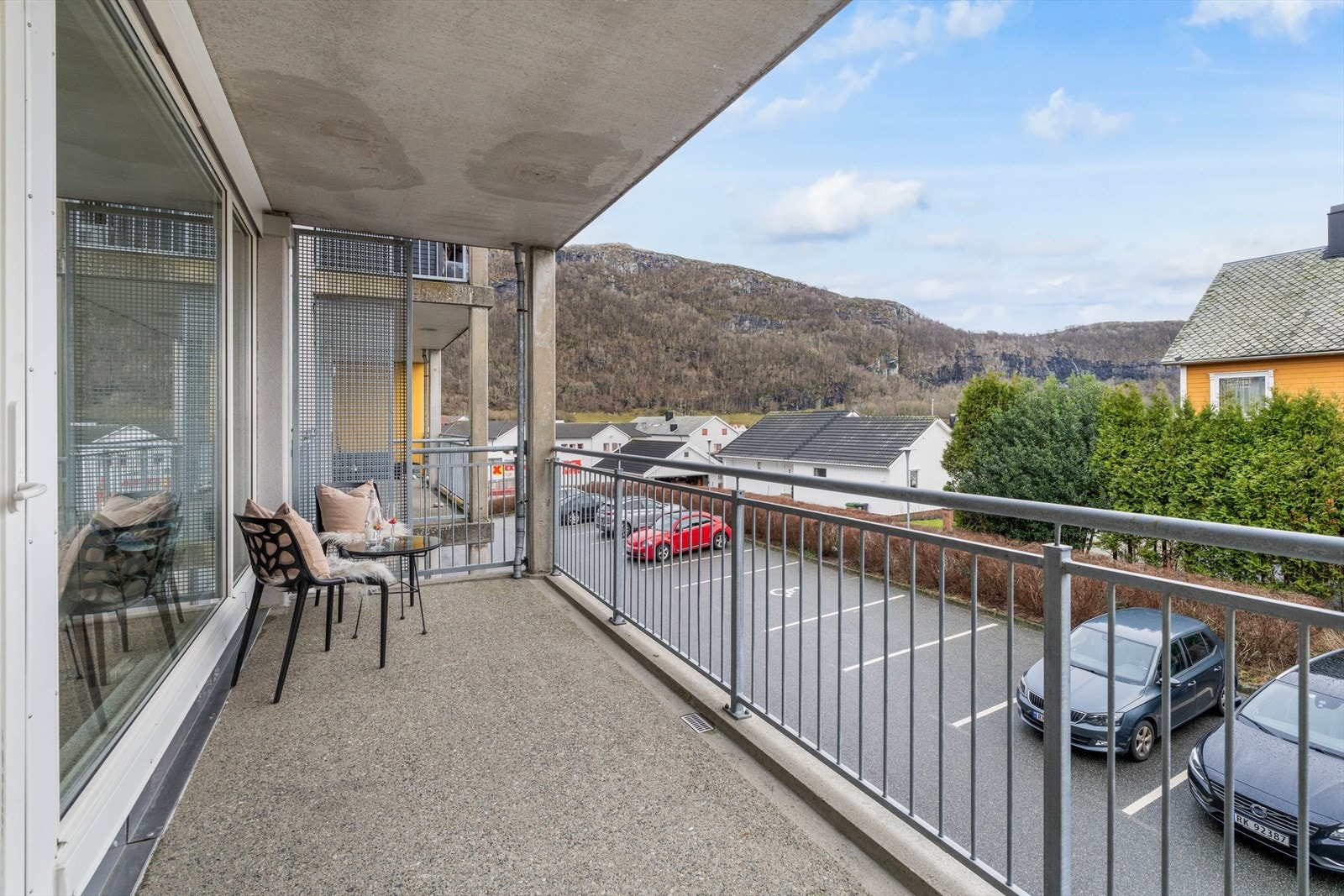 Balkong med gode solforhold Galleribilde