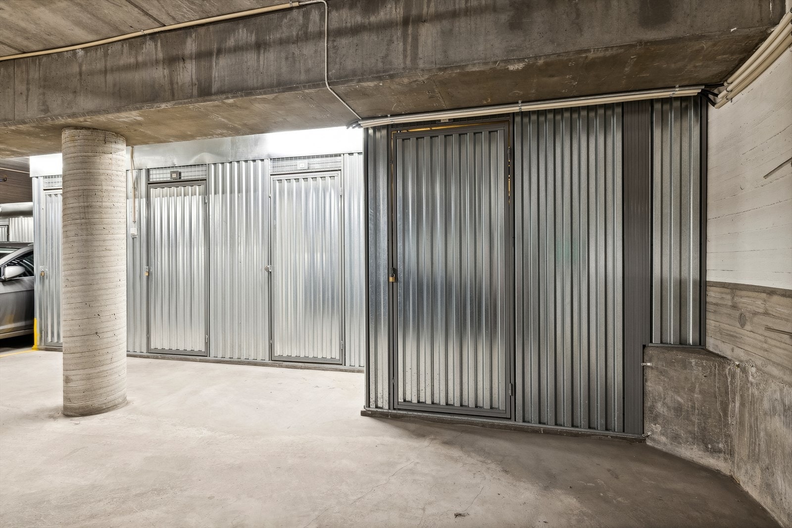 Leiligheten disponerer 2 boder i kjeller Galleribilde