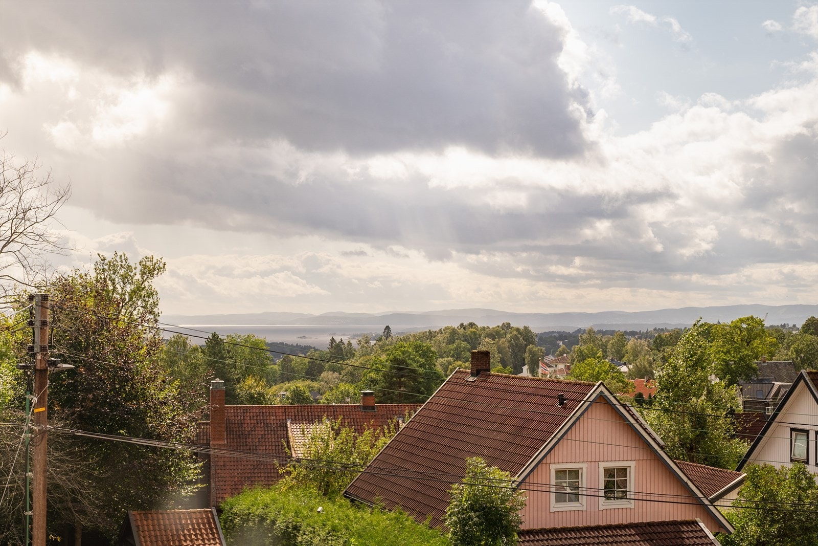 Høyt og fritt utsyn mot Oslofjorden. Galleribilde