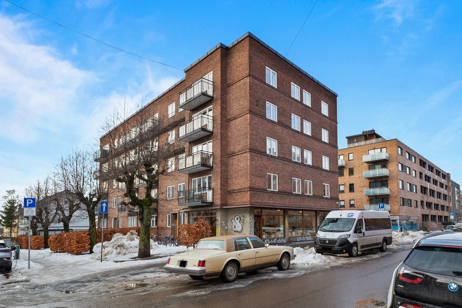 Eiendommen ligger i et supersentralt og etterspurt boligområde på Rodeløkka med kort gange til absolutt alt. Galleribilde