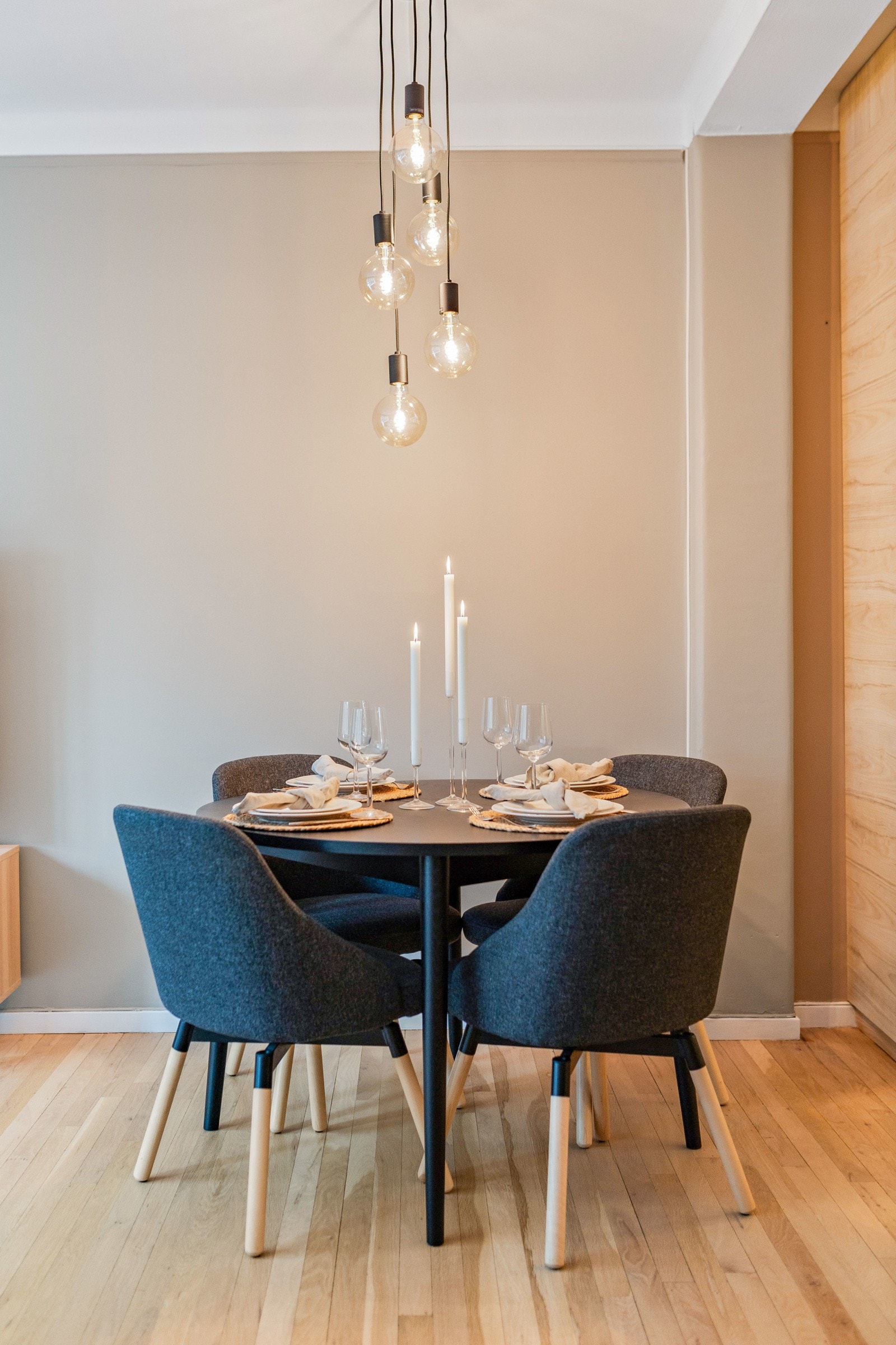 God plass til å invitere hjem venner og familie. Galleribilde