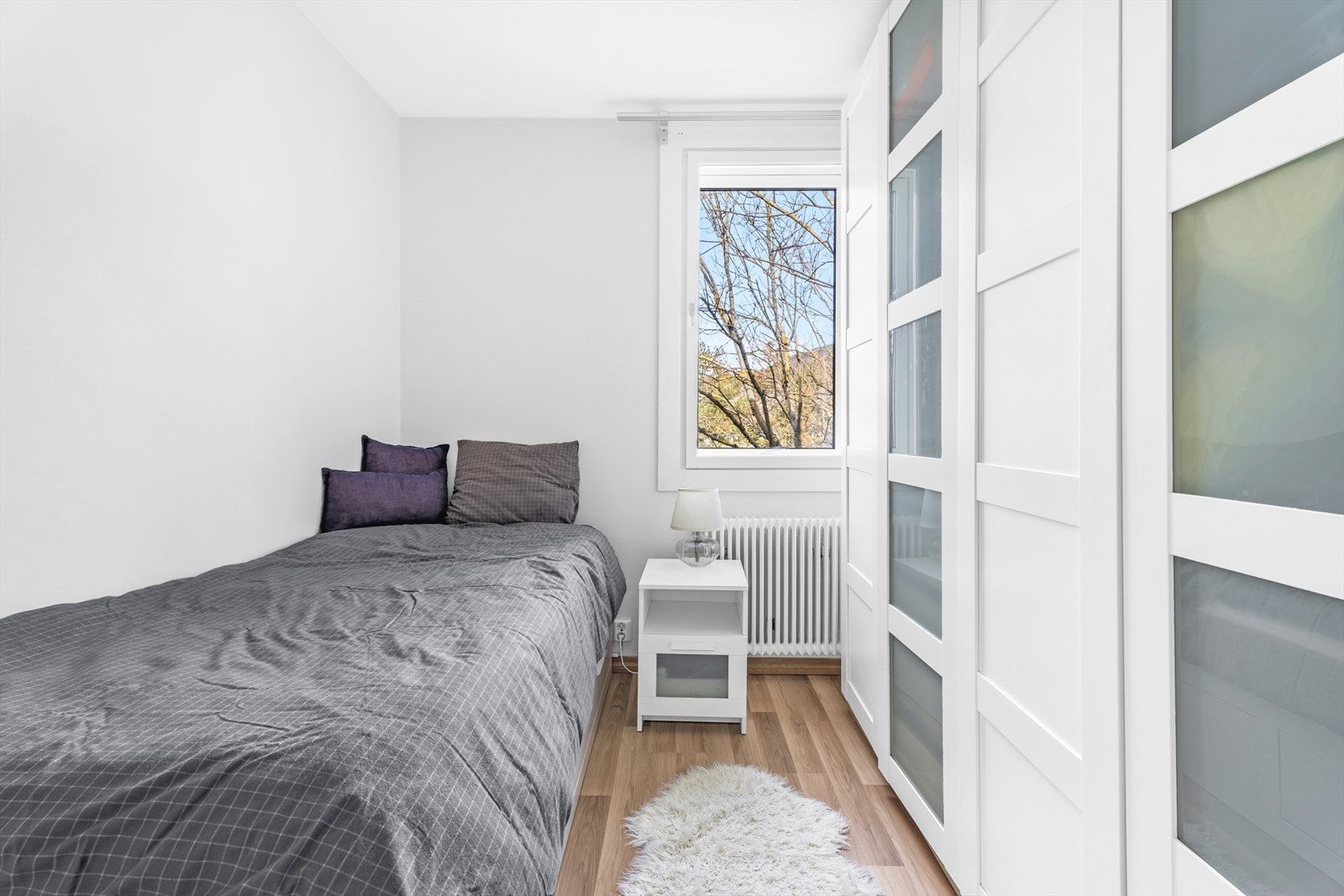 Lysmalte overflater gjør innredningsjobben til en lek! Sett deres eget preg med farger, tekstiler og interiør. Galleribilde