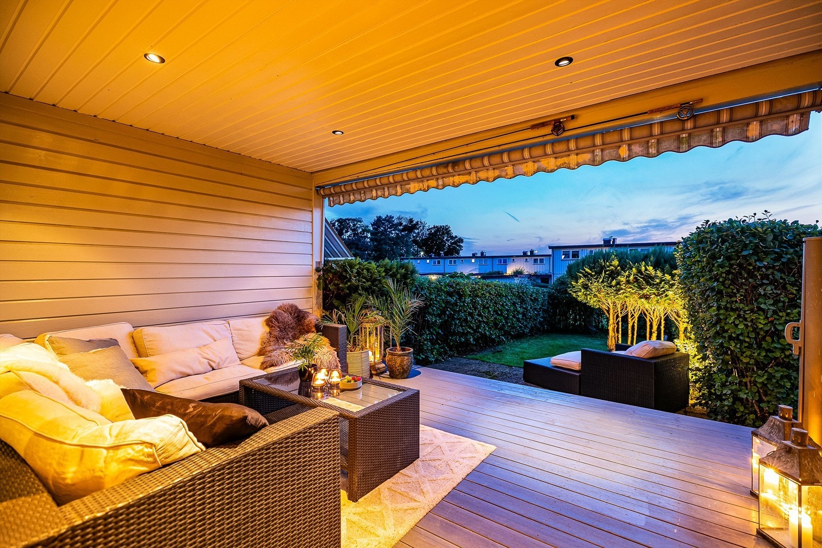 Foruten Oslofjorden og Vestfold-siden kan du på klare dager også se langt inn i fjellheimen. Galleribilde