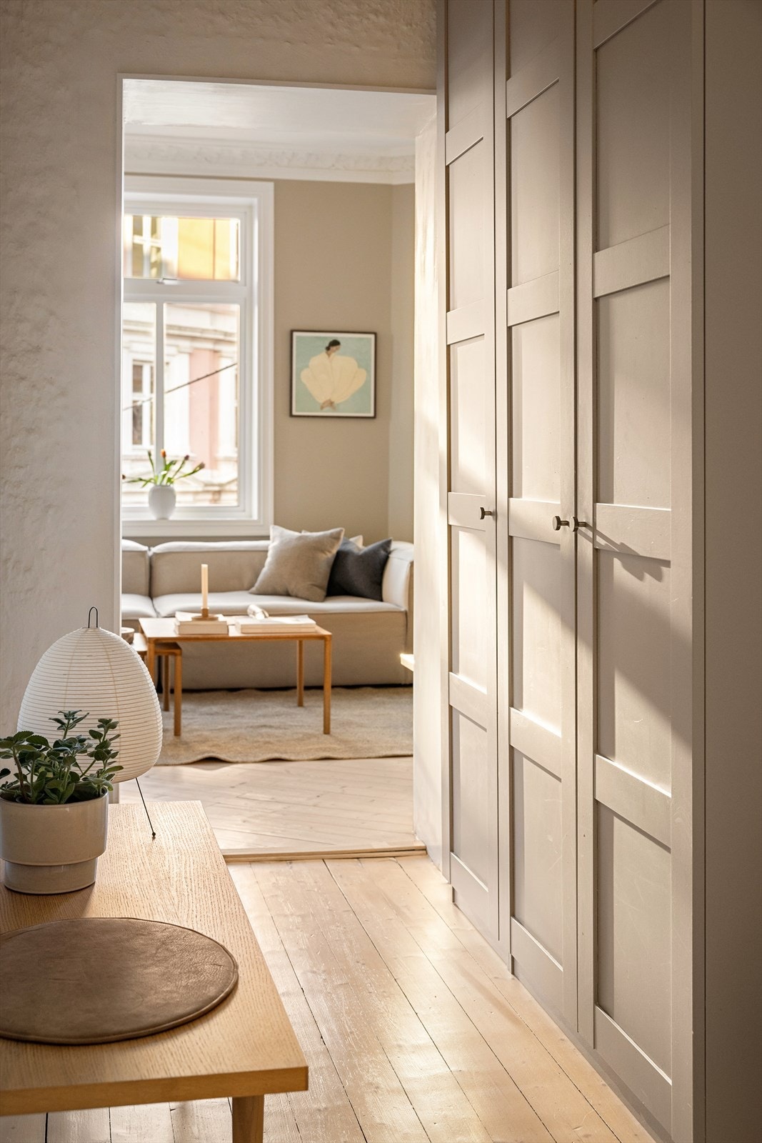 Gangens sentrale plassering sikrer god flyt mellom alle rom. Galleribilde