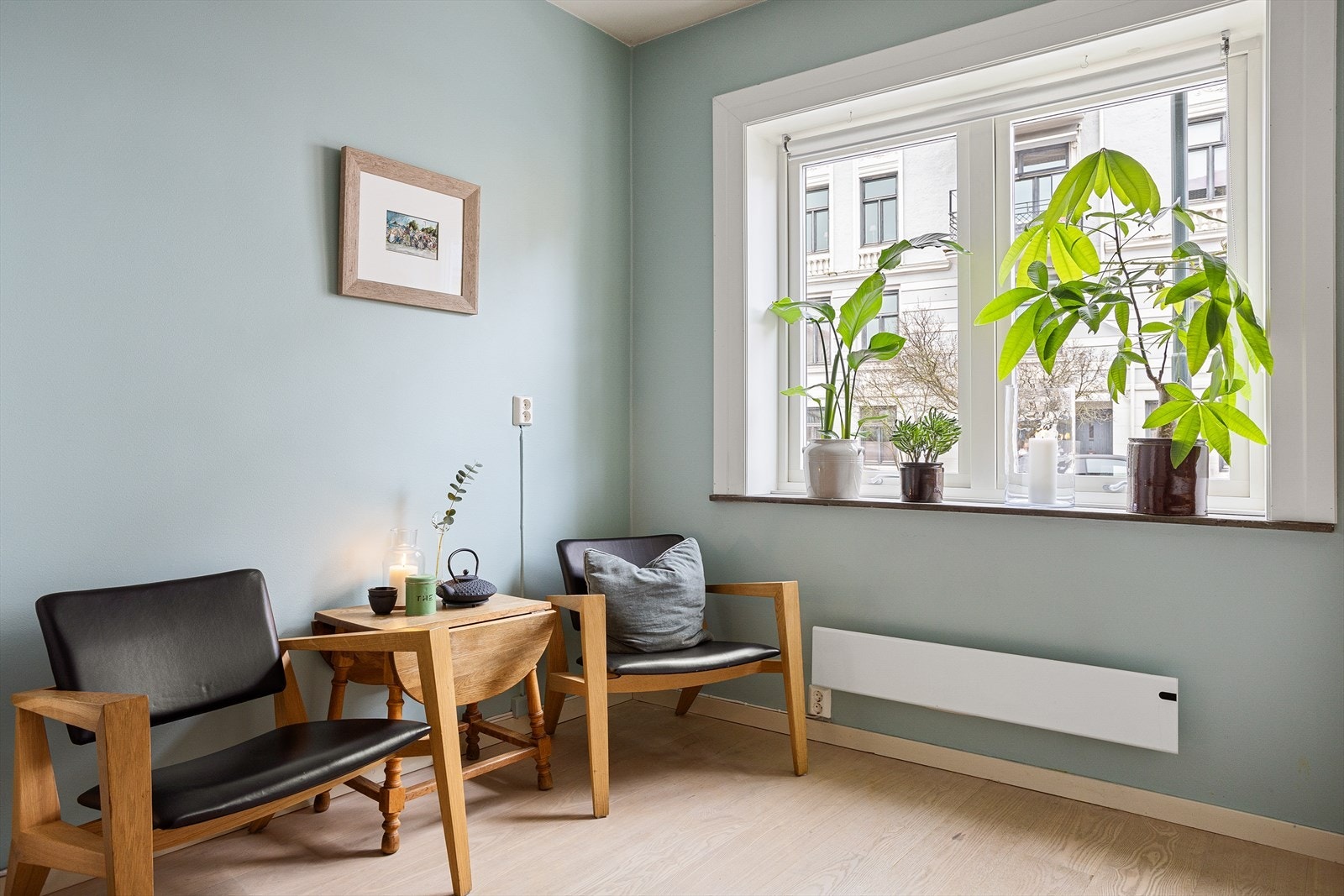 Plass til spisebord på kjøkkenet. Galleribilde